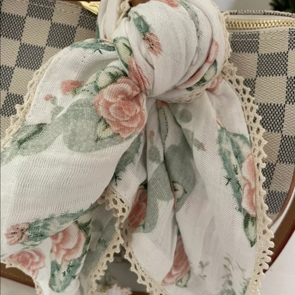 Handmade bag scarf - Picture 4 of 4